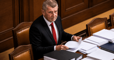 Babišův střet zájmů není vyřešen. EU nechce platit Agrofert, stát uhýbá