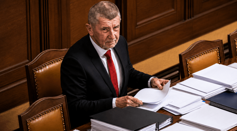 Babišův střet zájmů není vyřešen. EU nechce platit Agrofert, stát uhýbá