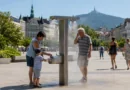 Mlžítka a&nbsp;pítka v&nbsp;Liberci: drobná úleva v&nbsp;horku, nebo jen drahá městská ozdoba?
